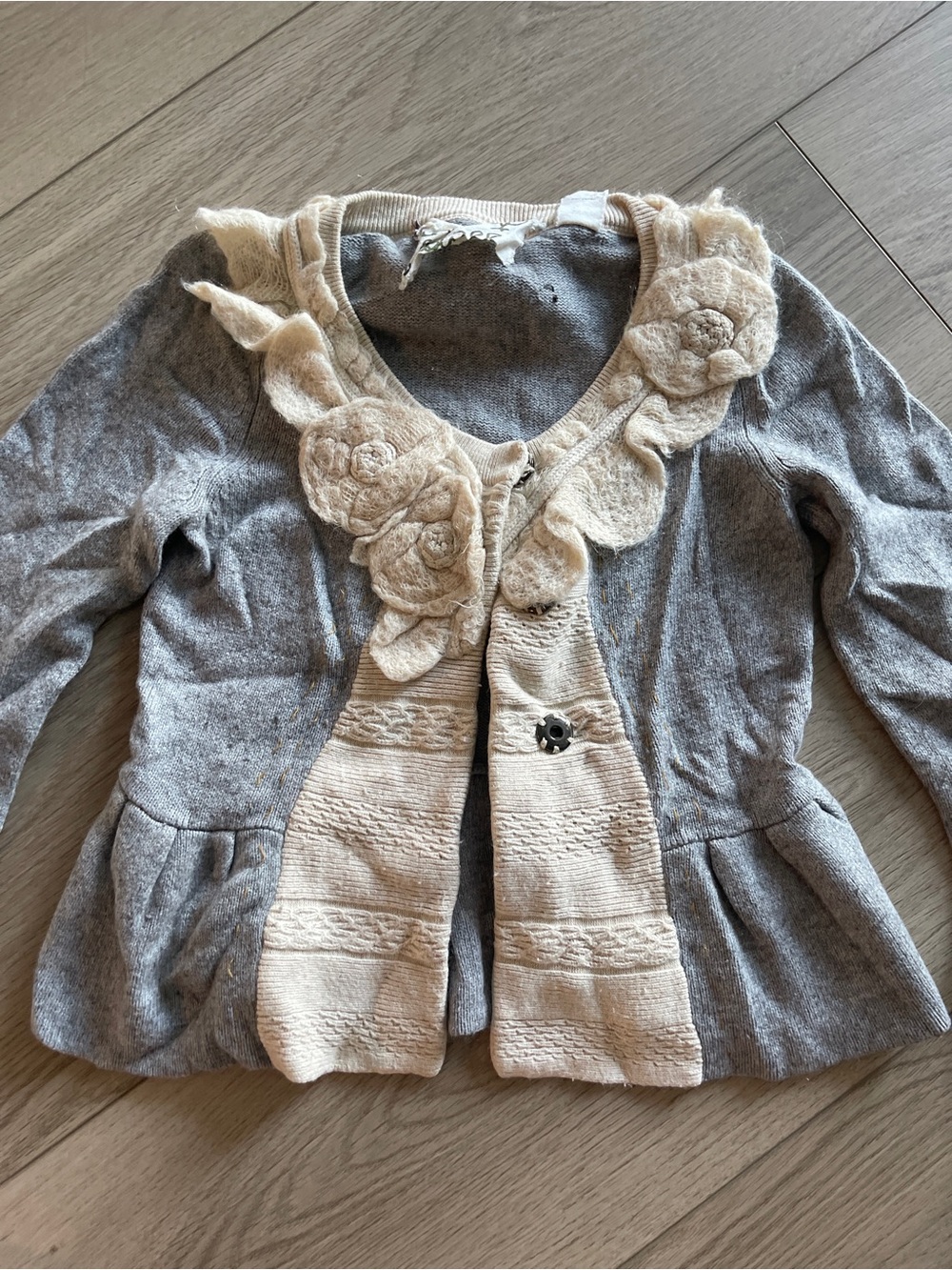 Women’s Gray & Cream Floral Knit Cardigan Jacket